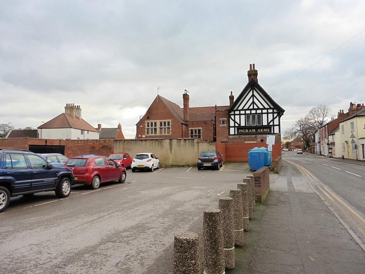 Inn Ingram Arms Hotel, Hatfield